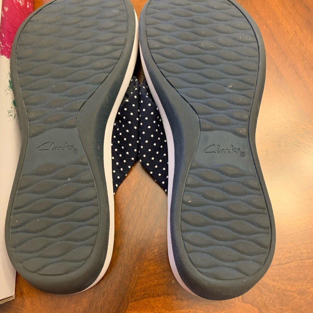Clarks Cloudsteppers Arla Glison sandals. Size 8. - Picture 6 of 7